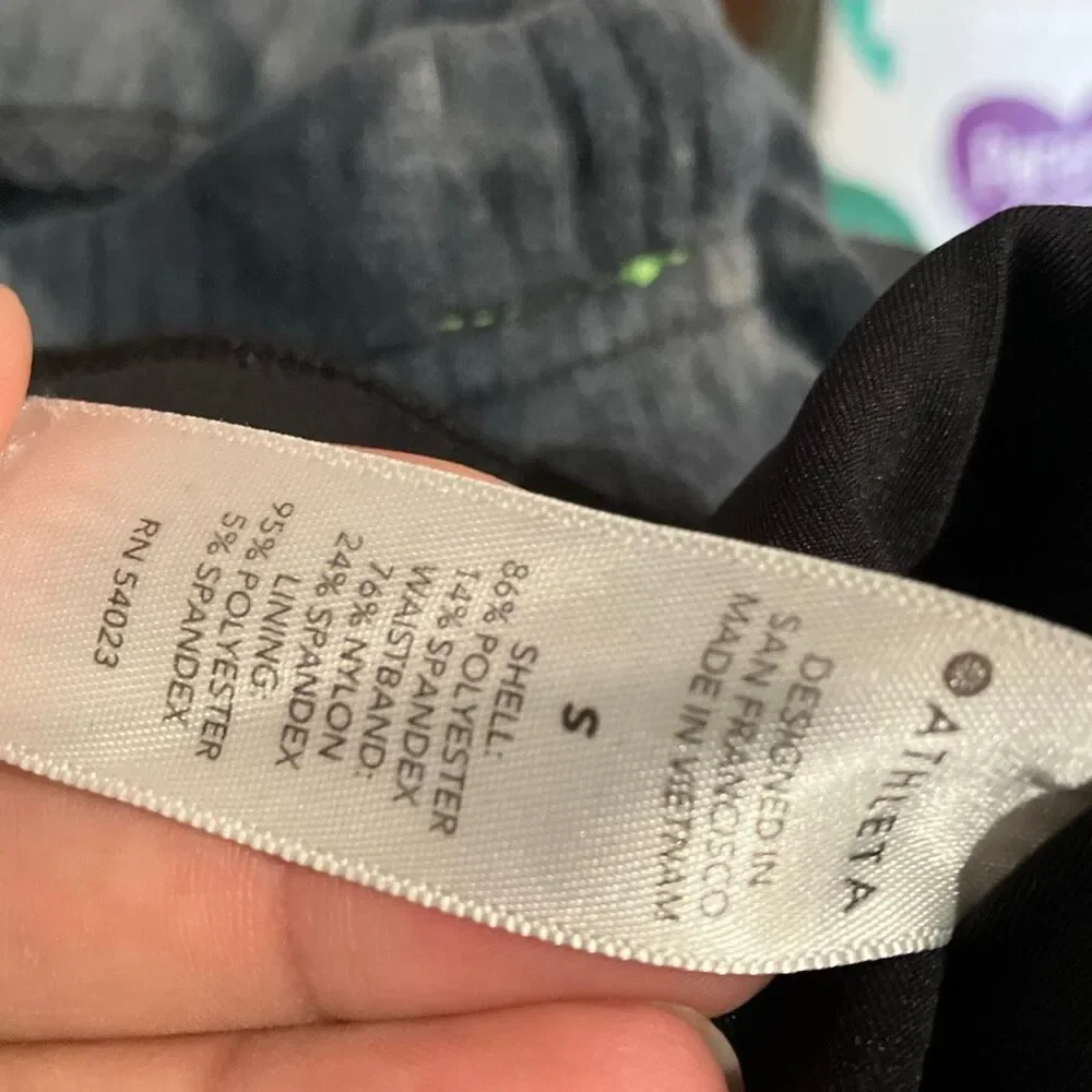 Athleta Run With It Printed 3.5” Short Size Small Black & Grey #778 - Picture 6 of 8